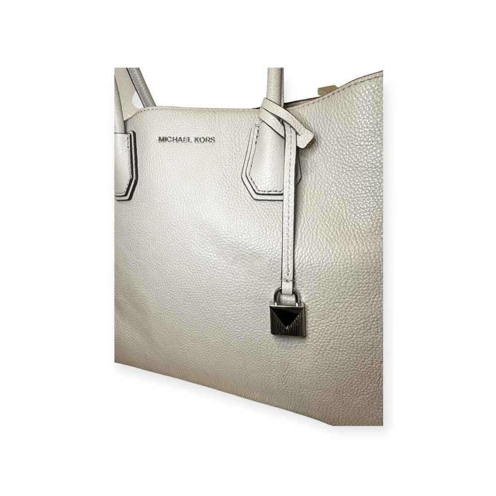 Michael Kors Large Gray Pebbled Leather Tote - Picture 13 of 17